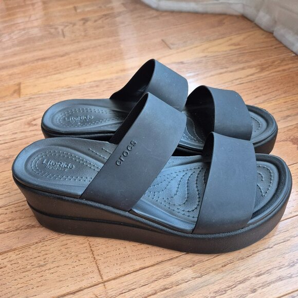 Crocs Women's Brooklyn Mid Wedge Sandal 8 (Wide) - Picture 1 of 9